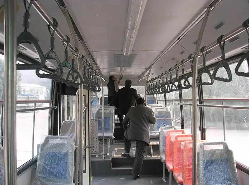 公交車扶手
